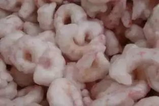 選水產(chǎn)品，究竟是活鮮好還是凍鮮好？——從食品安全與日常烹飪角度探討